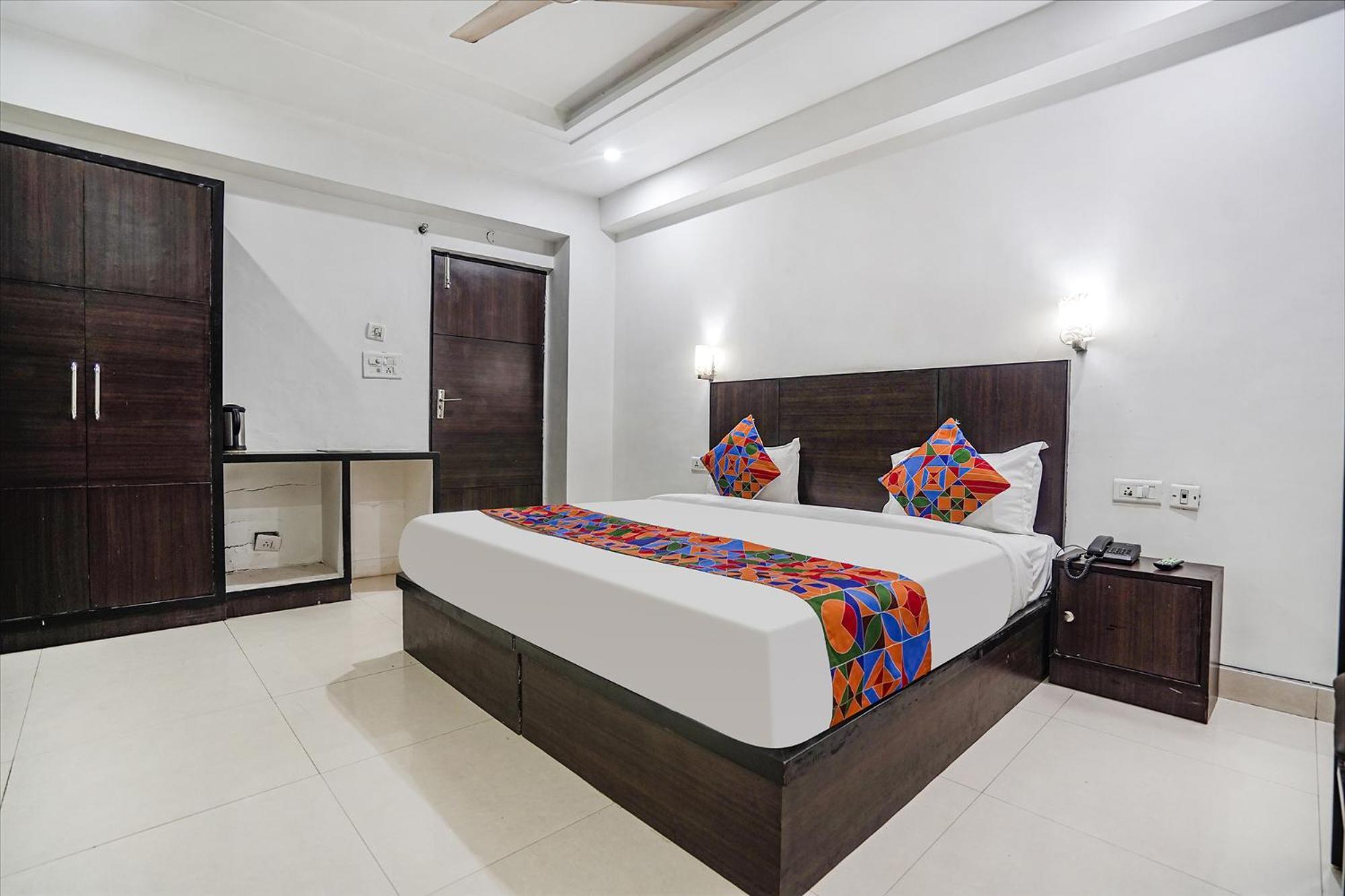 Fabhotel Idea Inn Агра Экстерьер фото